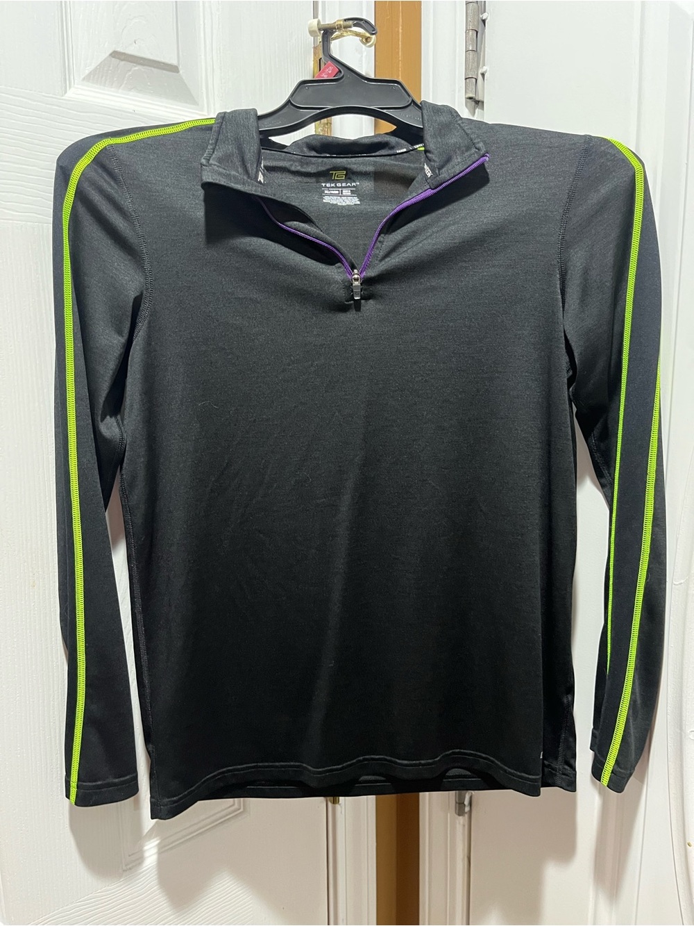 tek gear Black Long-Sleeve Athletic Top with Lime and Purple Trim